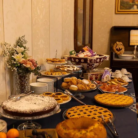 Guest house Palazzo Diamante 3*