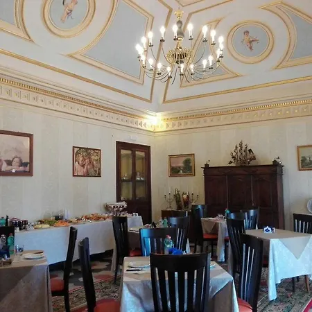 Palazzo Diamante Penzion Calascio